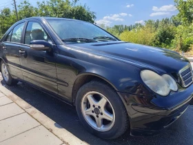 Mercedes-Benz C 220, снимка 6