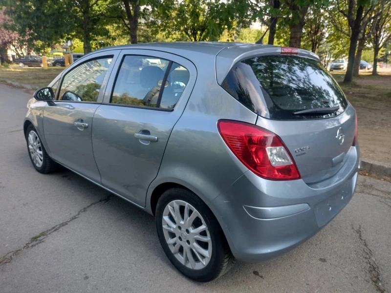 Opel Corsa 1,2i 80ps, снимка 4 - Автомобили и джипове - 37809363