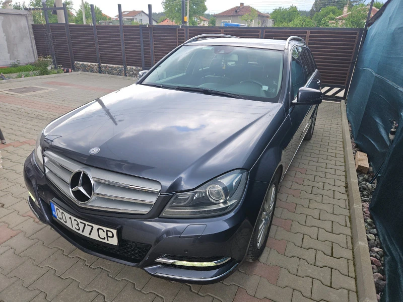 Mercedes-Benz C 220, снимка 2 - Автомобили и джипове - 47262050