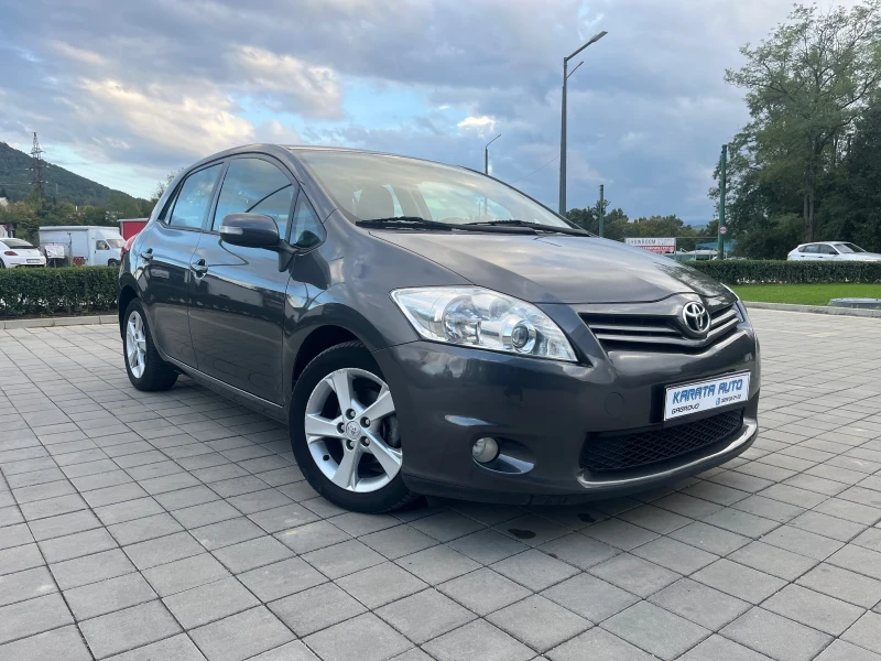 Toyota Auris 1.33 Бензин Безупречна !!!, снимка 1 - Автомобили и джипове - 47267119