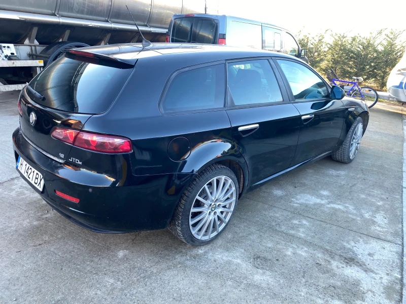 Alfa Romeo 159 1.9 120hp, снимка 12 - Автомобили и джипове - 48370017