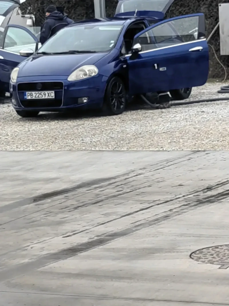 Fiat Punto 1.9Multidjet , снимка 8 - Автомобили и джипове - 51519295