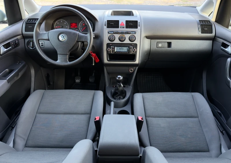VW Touran 1.9TDi 90hp * FACELIFT* , снимка 10 - Автомобили и джипове - 51394812