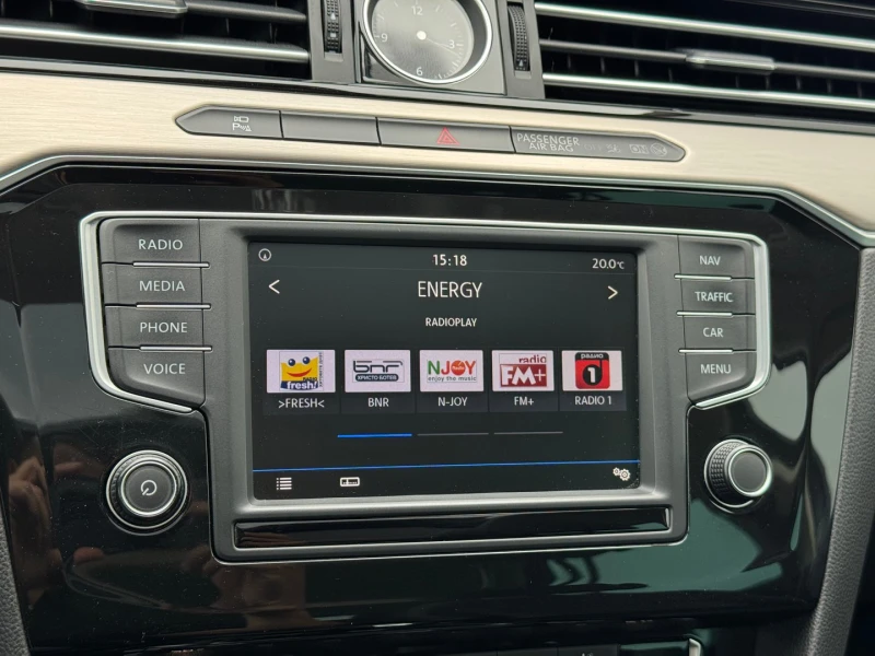 VW Passat VW Passat Var. SS HL 2.0TDI SCR BMT 4MOTION, снимка 16 - Автомобили и джипове - 51918541