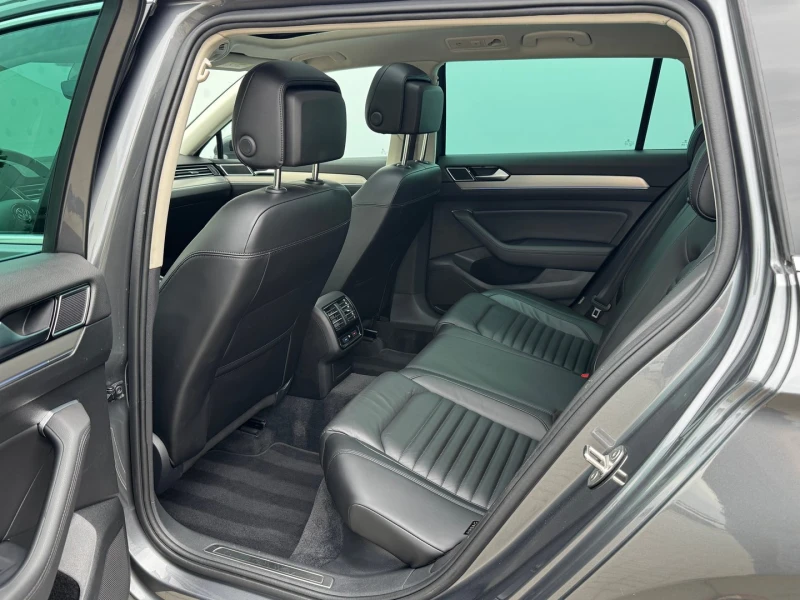 VW Passat VW Passat Var. SS HL 2.0TDI SCR BMT 4MOTION, снимка 9 - Автомобили и джипове - 51918541