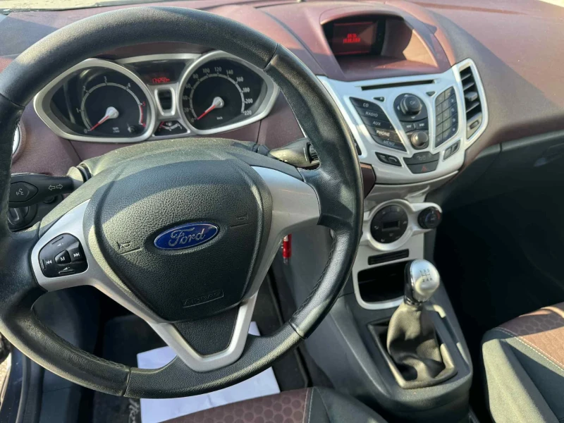 Ford Fiesta, снимка 6 - Автомобили и джипове - 52556634