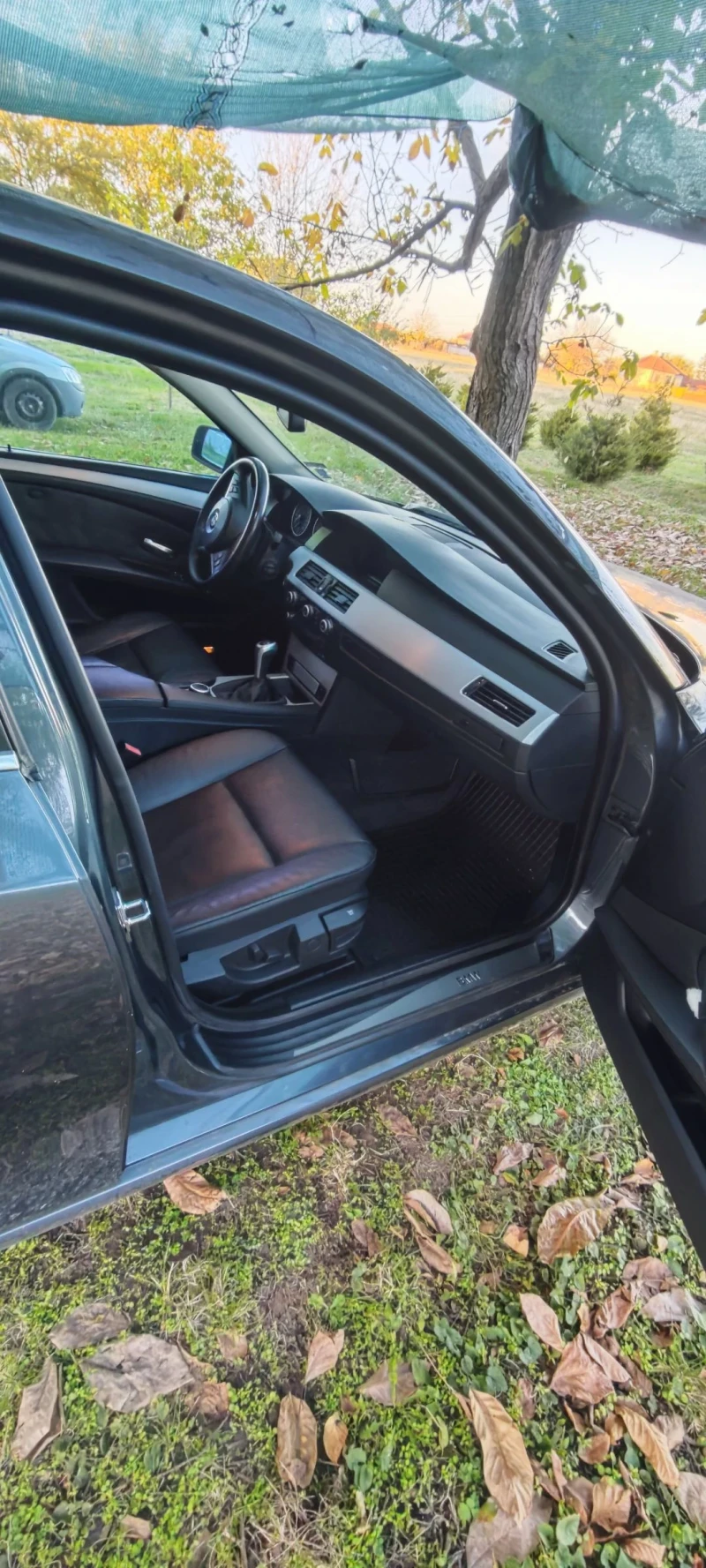 BMW 523 Е61, снимка 9 - Автомобили и джипове - 52150437