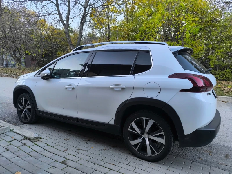 Peugeot 2008 50000км, снимка 3 - Автомобили и джипове - 52407847