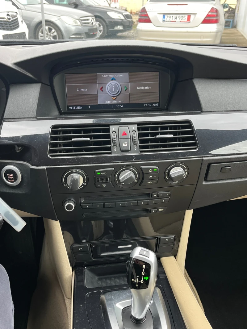 BMW 525 3.0D Mpack Facelift, снимка 10 - Автомобили и джипове - 52877170