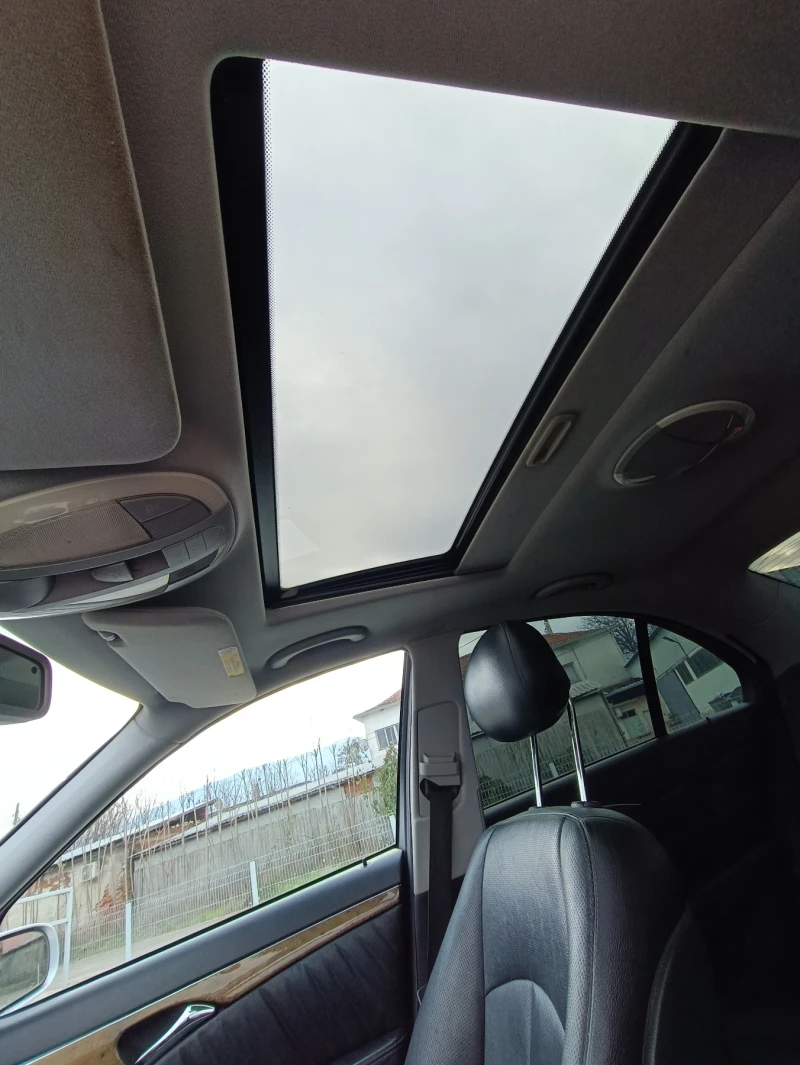 Mercedes-Benz E 320 320cdi 204k.с. Avangarde, снимка 5 - Автомобили и джипове - 52885236