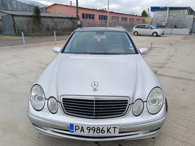 Mercedes-Benz E 320 320cdi 204k.с. Avangarde, снимка 12 - Автомобили и джипове - 52885236