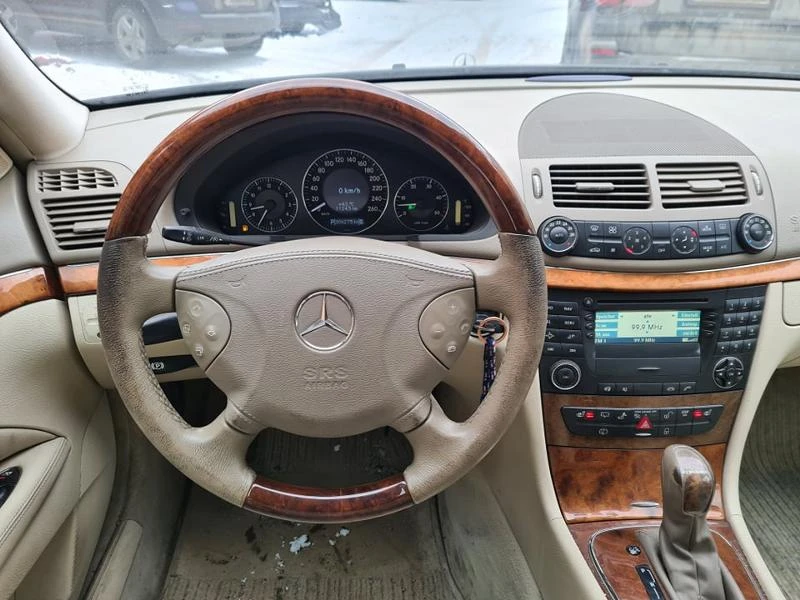 Mercedes-Benz E 320 20бр. 320CDI V6 224к.с. , снимка 4 - Автомобили и джипове - 24017376