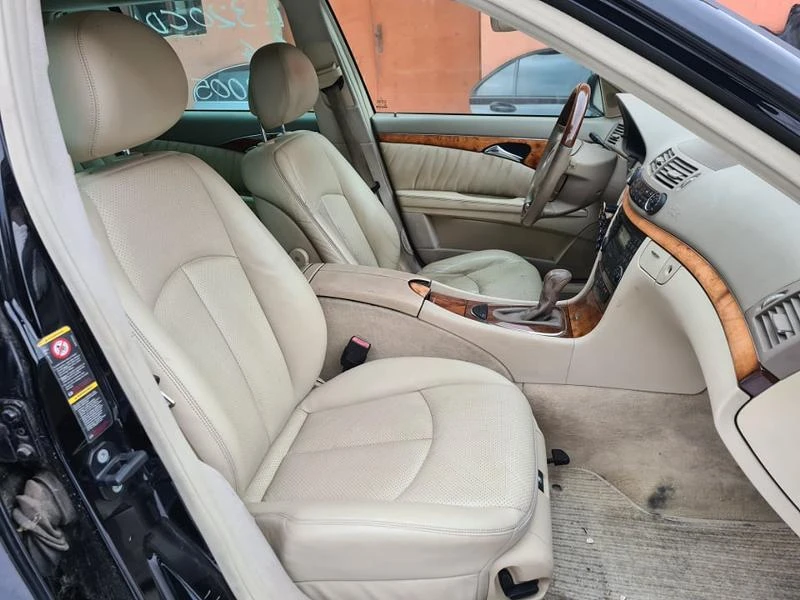 Mercedes-Benz E 320 20бр. 320CDI V6 224к.с. , снимка 11 - Автомобили и джипове - 24017376