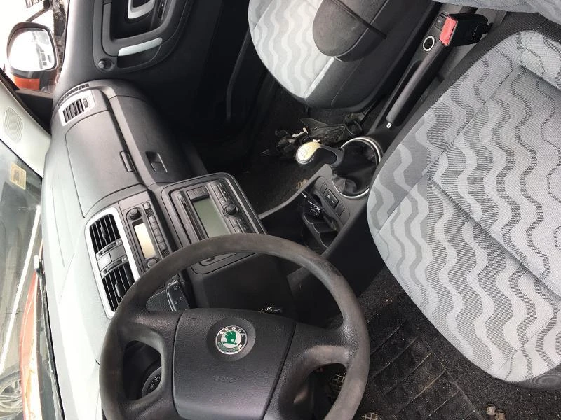 Skoda Fabia 1.6 i - изображение 7