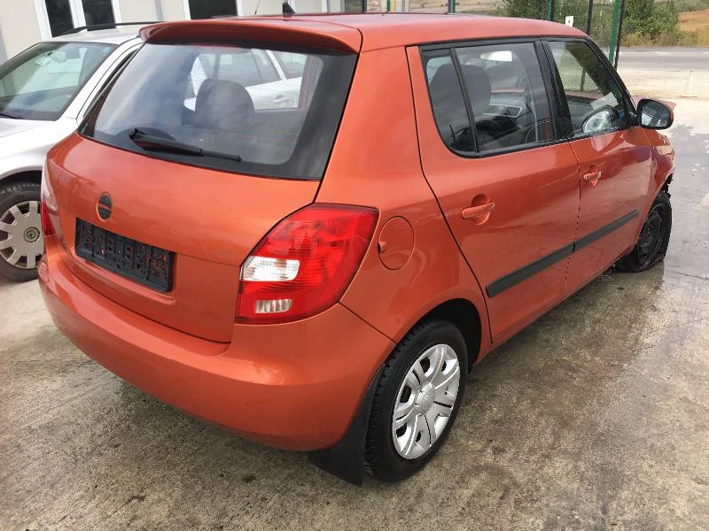 Skoda Fabia 1.6 i - изображение 2