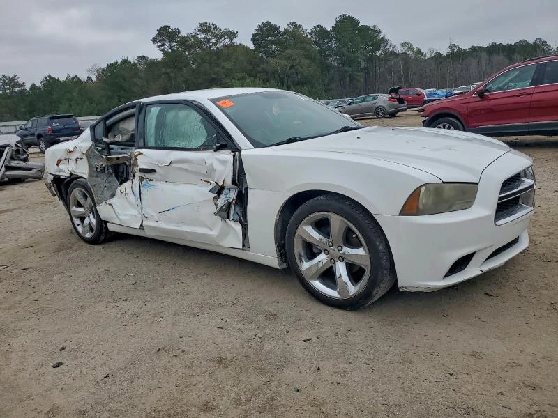 Dodge Charger 3.6L 6 Rear-wheel drive, снимка 5 - Автомобили и джипове - 53925400