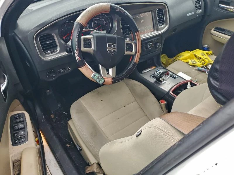 Dodge Charger 3.6L 6 Rear-wheel drive, снимка 9 - Автомобили и джипове - 53925400