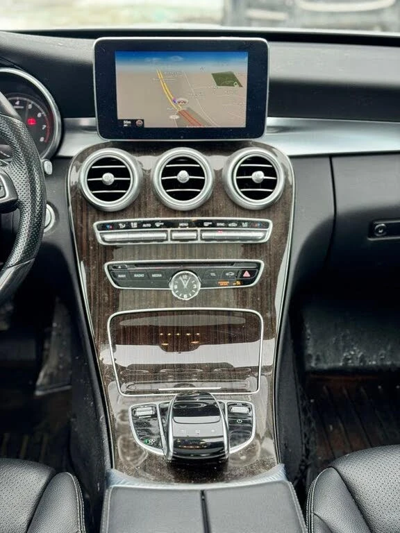 Mercedes-Benz C 300 4MATIC / ПОДГРЕВИ / ПАНОРАМА / ОТ ПРЕДСТАВИТЕЛСТВО, снимка 12 - Автомобили и джипове - 55045893