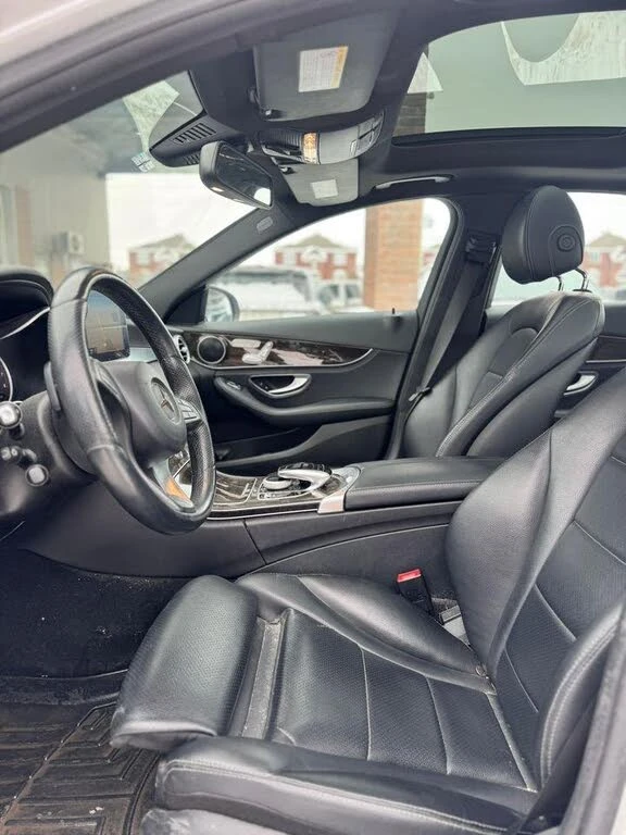 Mercedes-Benz C 300 4MATIC / ПОДГРЕВИ / ПАНОРАМА / ОТ ПРЕДСТАВИТЕЛСТВО, снимка 8 - Автомобили и джипове - 55045893