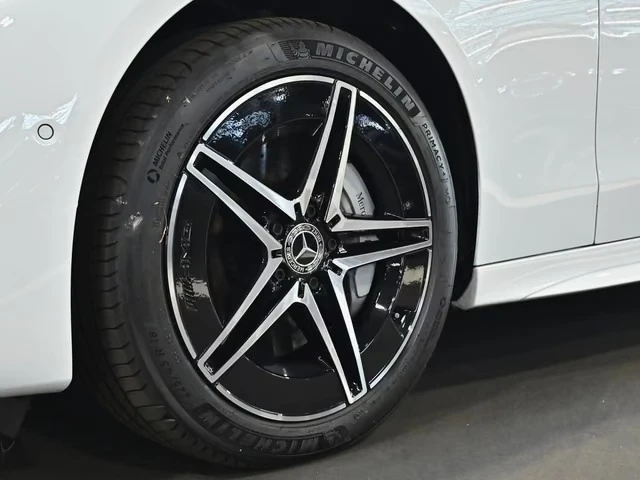 Mercedes-Benz C 300 e AMG PLUG-IN HYBRID MEMORY 360-CAM DISTRONIC , снимка 3 - Автомобили и джипове - 56086782