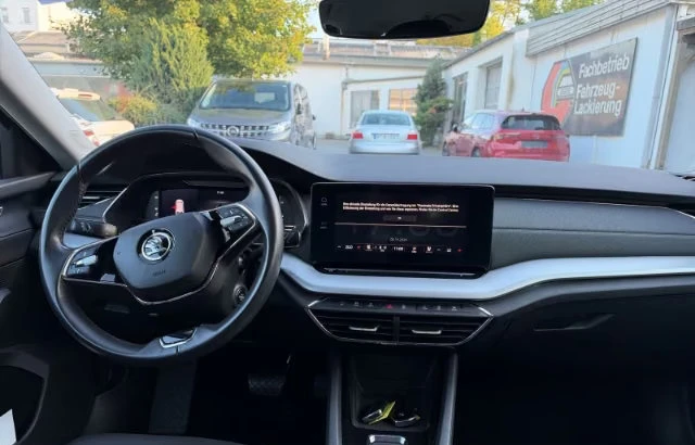 Skoda Octavia 2.0/150HP/STYLE/MASSAGE/CAM/VENT/LED/977z | Mobile.bg � ����������� 10