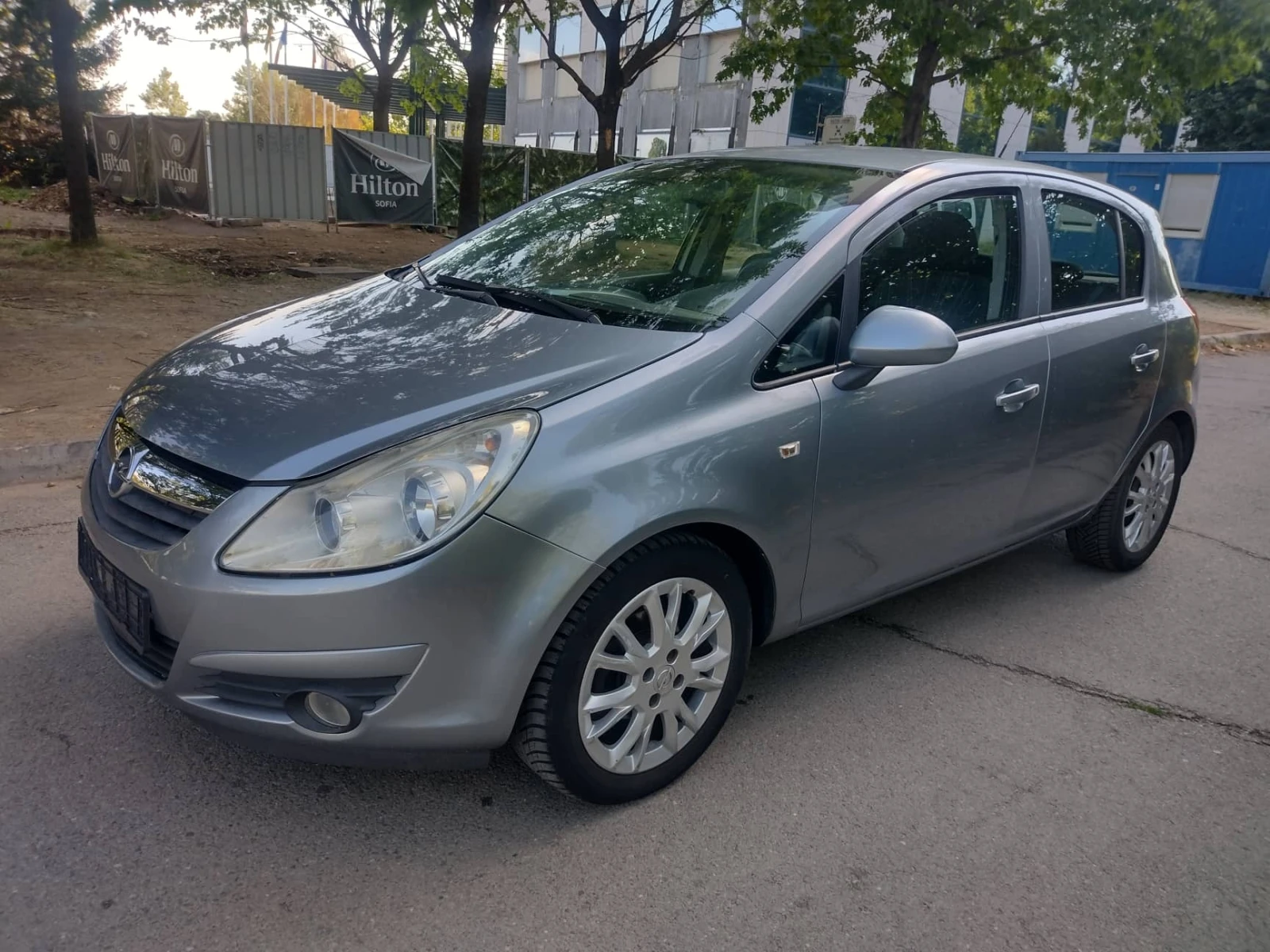 Opel Corsa 1,2i 80ps - изображение 2