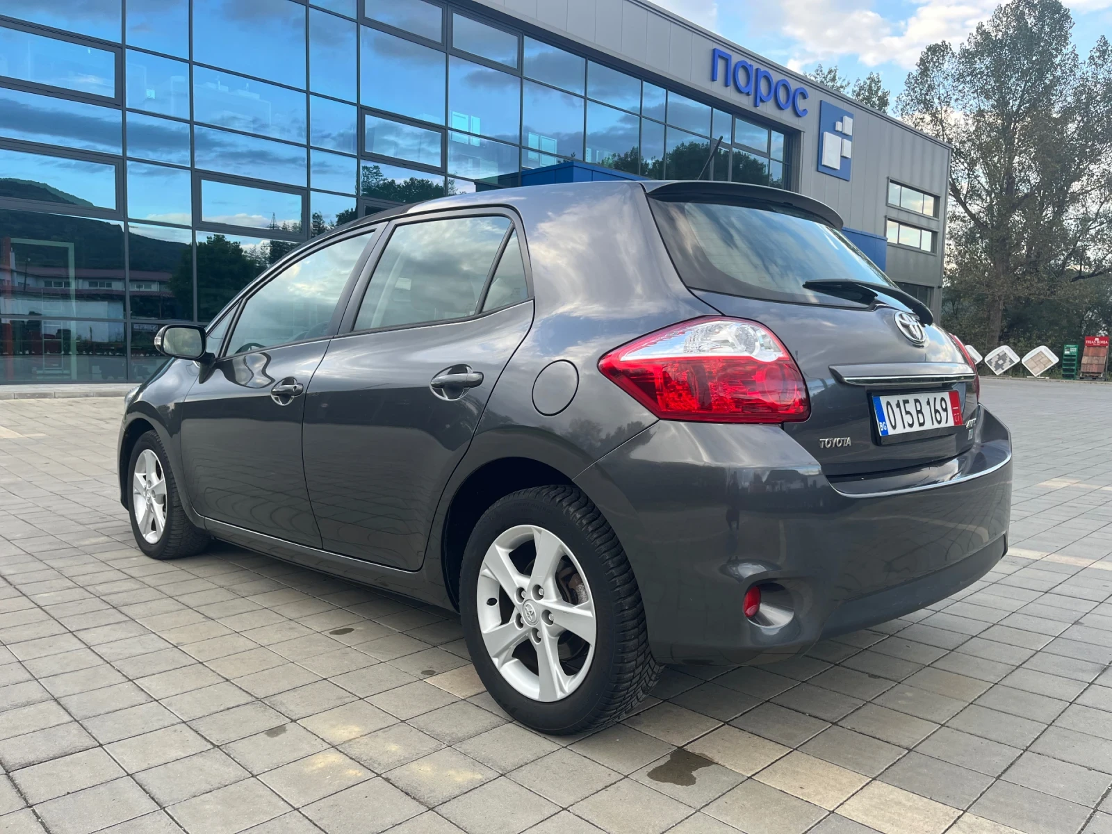 Toyota Auris 1.33 Бензин Безупречна !!! - изображение 4