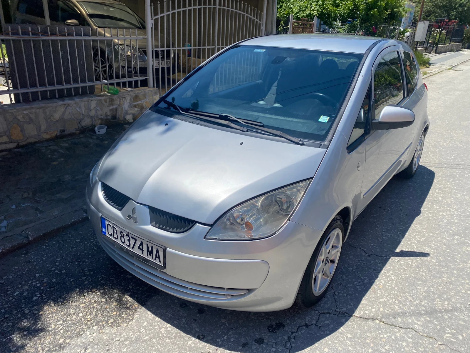 Mitsubishi Colt  - изображение 9