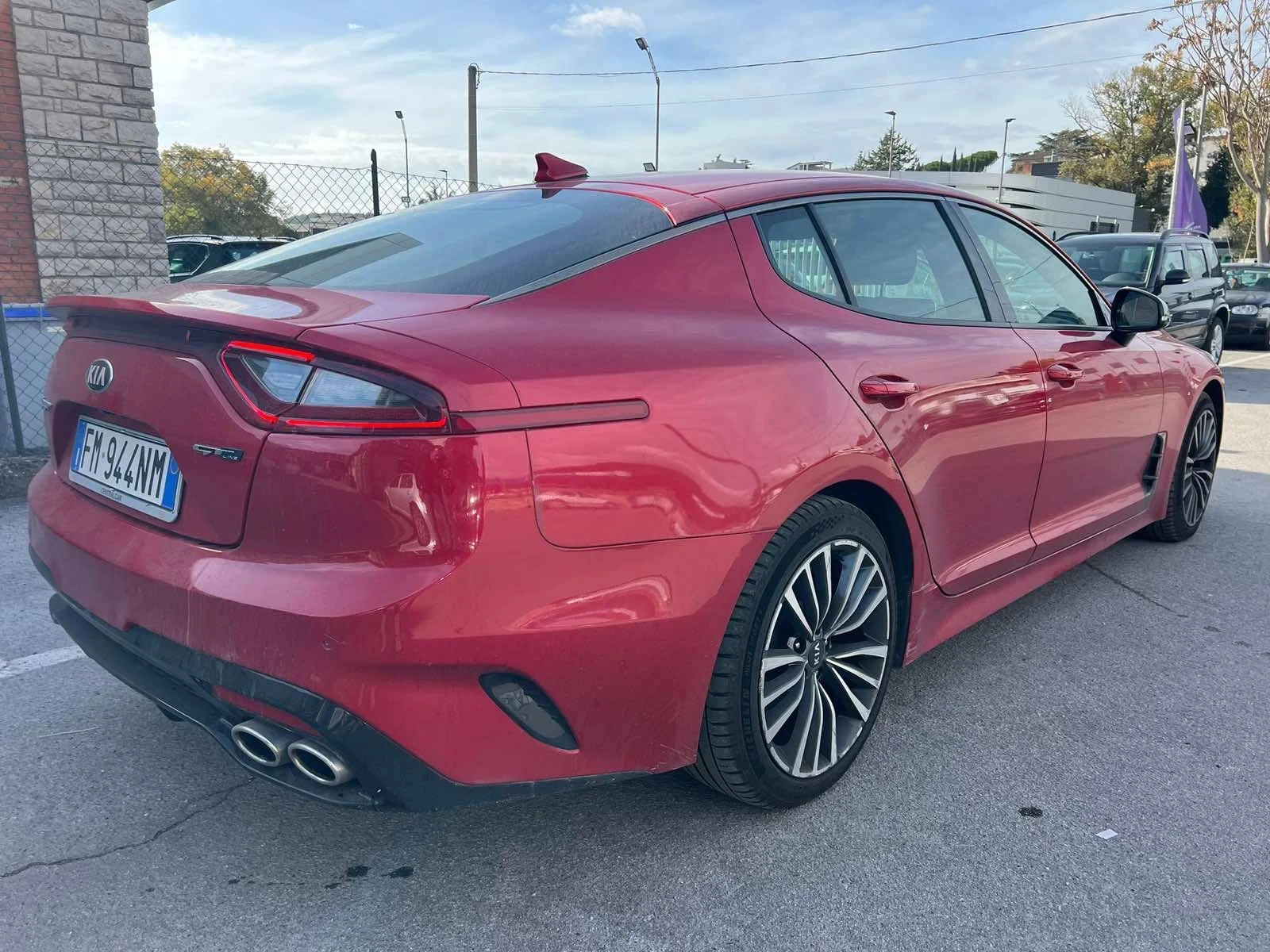 Kia Stinger 2.2d, GT line - изображение 3