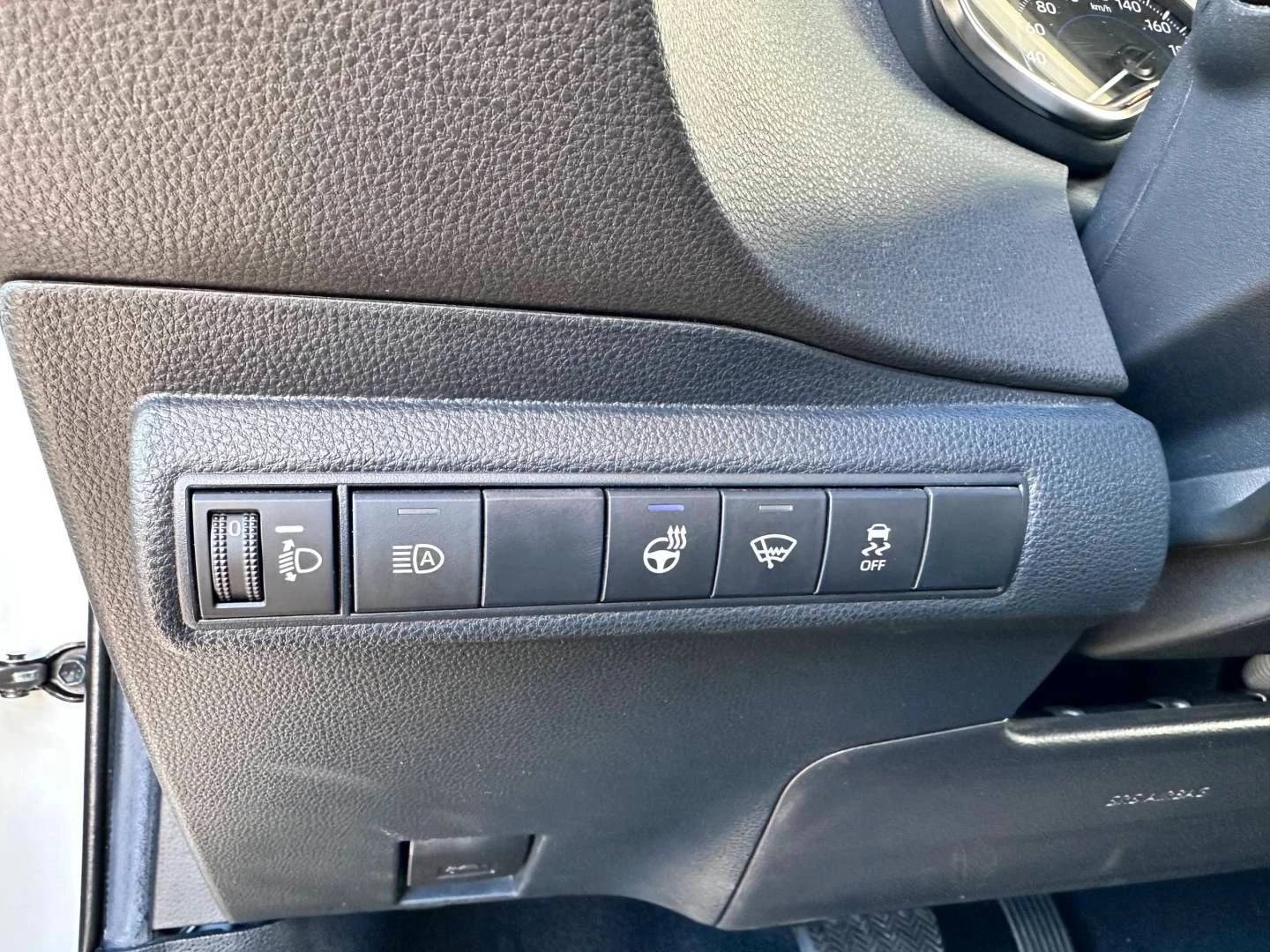 Toyota Corolla 2.0HEV/184HP/BUSINESS/CAM/NAVI/LED/TSR/KLESS/103v | Mobile.bg   13