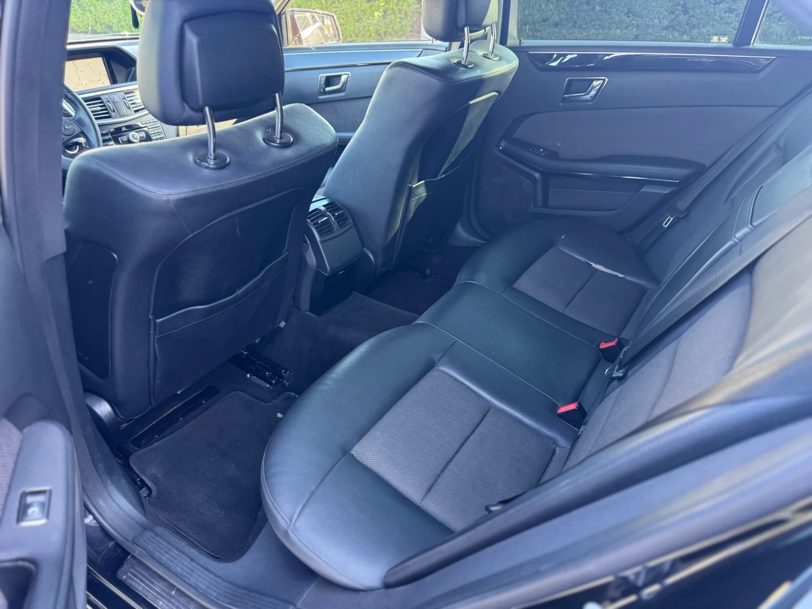 Mercedes-Benz E 220 CDI - изображение 9
