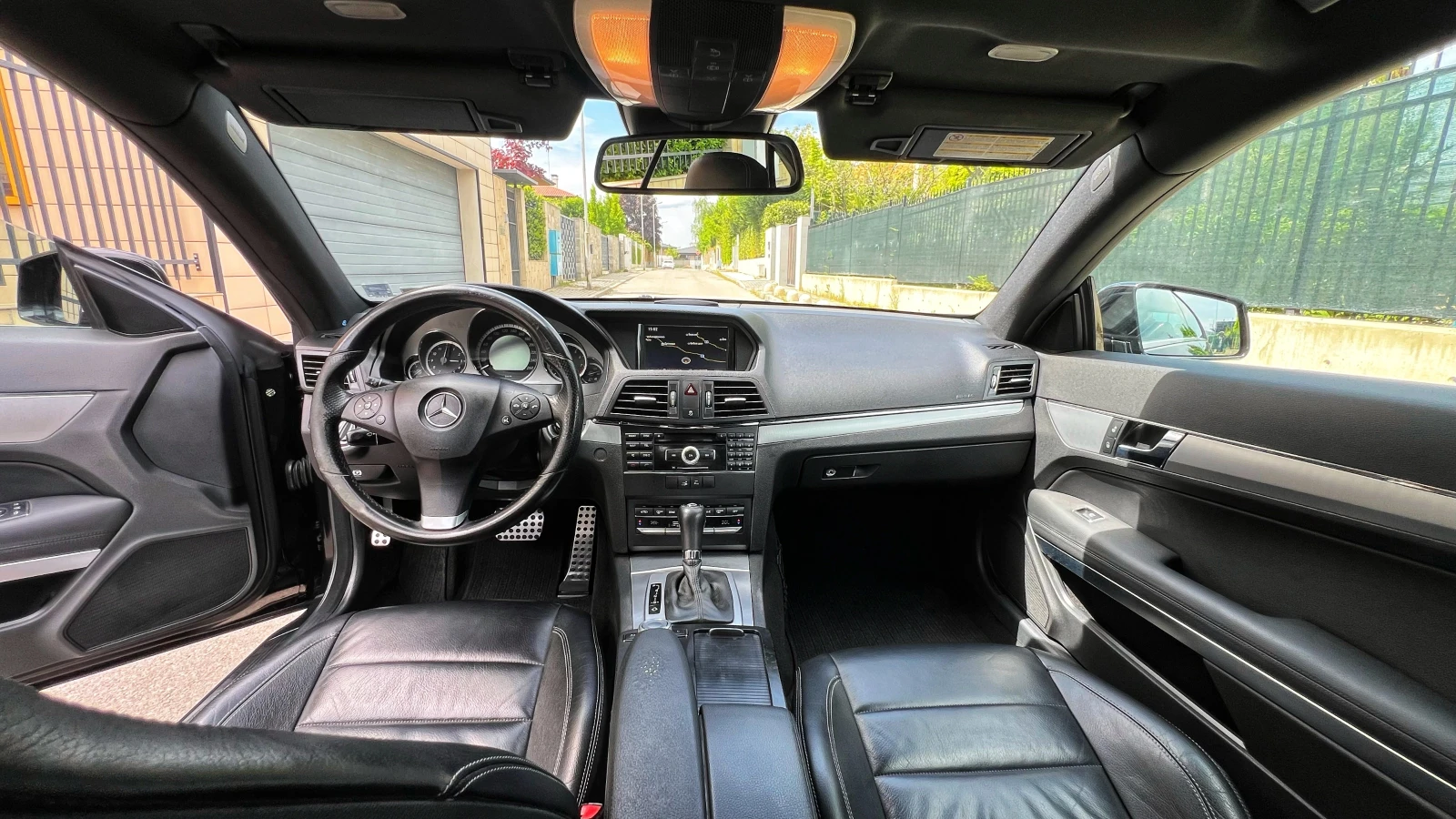 Mercedes-Benz E 350 CGI BlueEFFICIENCY V6 7G-TRONIC - изображение 10