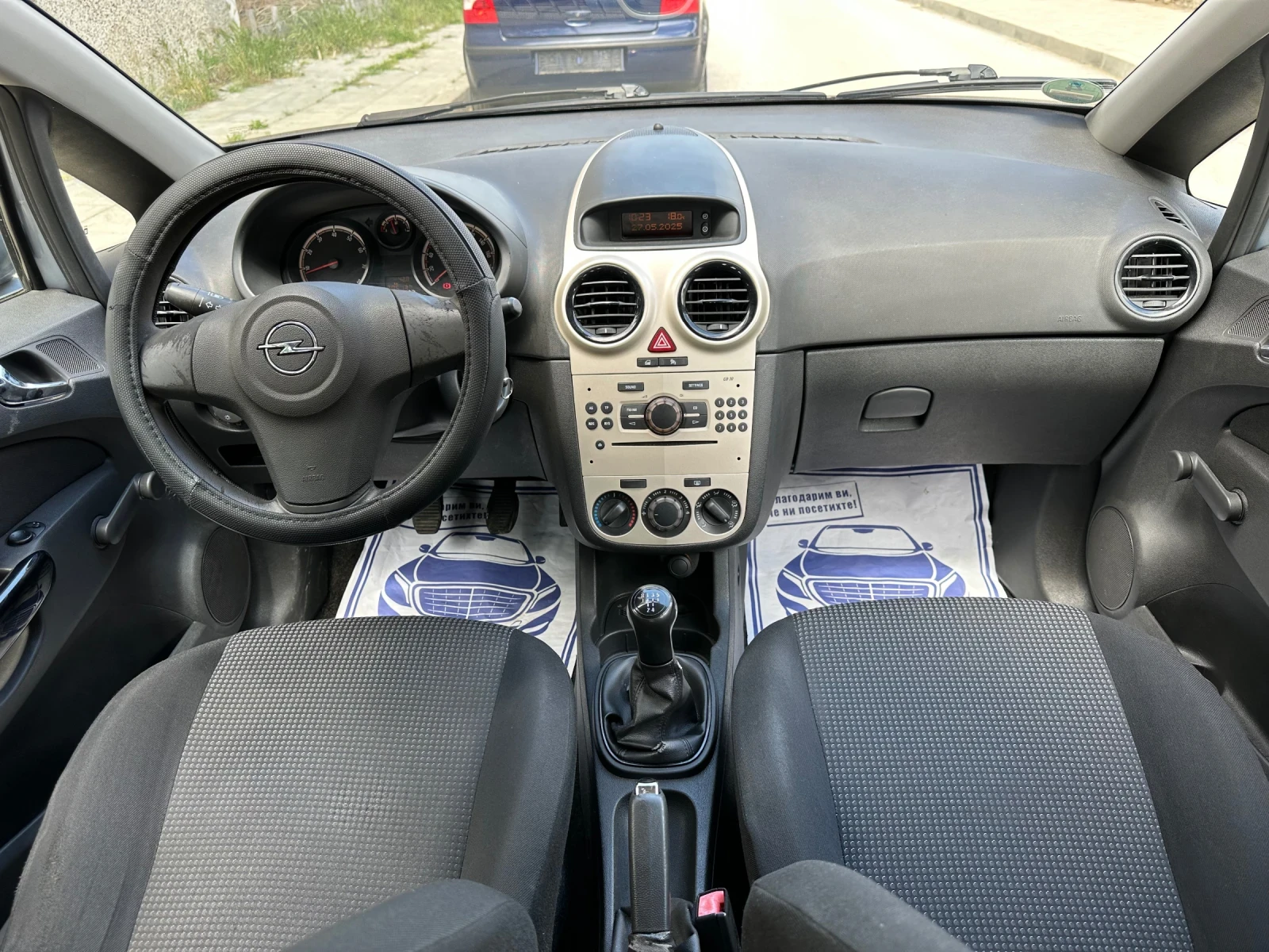 Opel Corsa 1.4 - изображение 10
