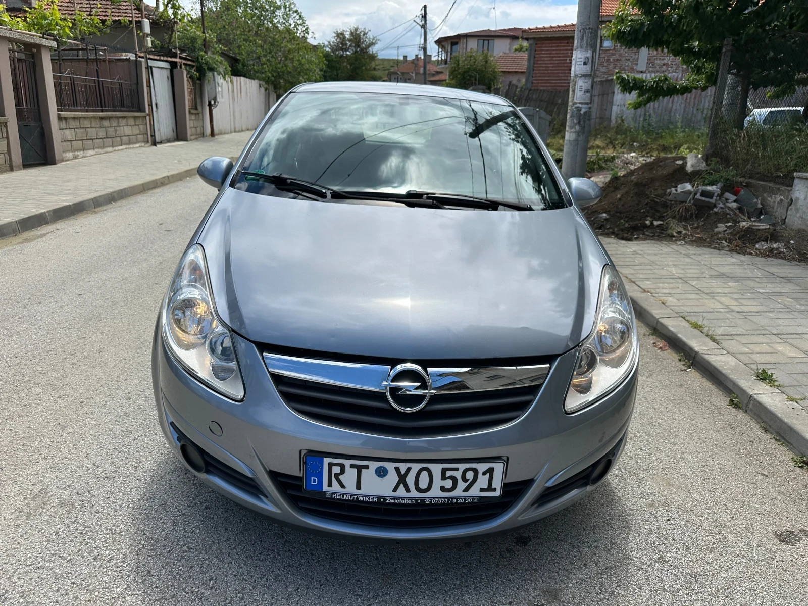 Opel Corsa 1.4 - изображение 2