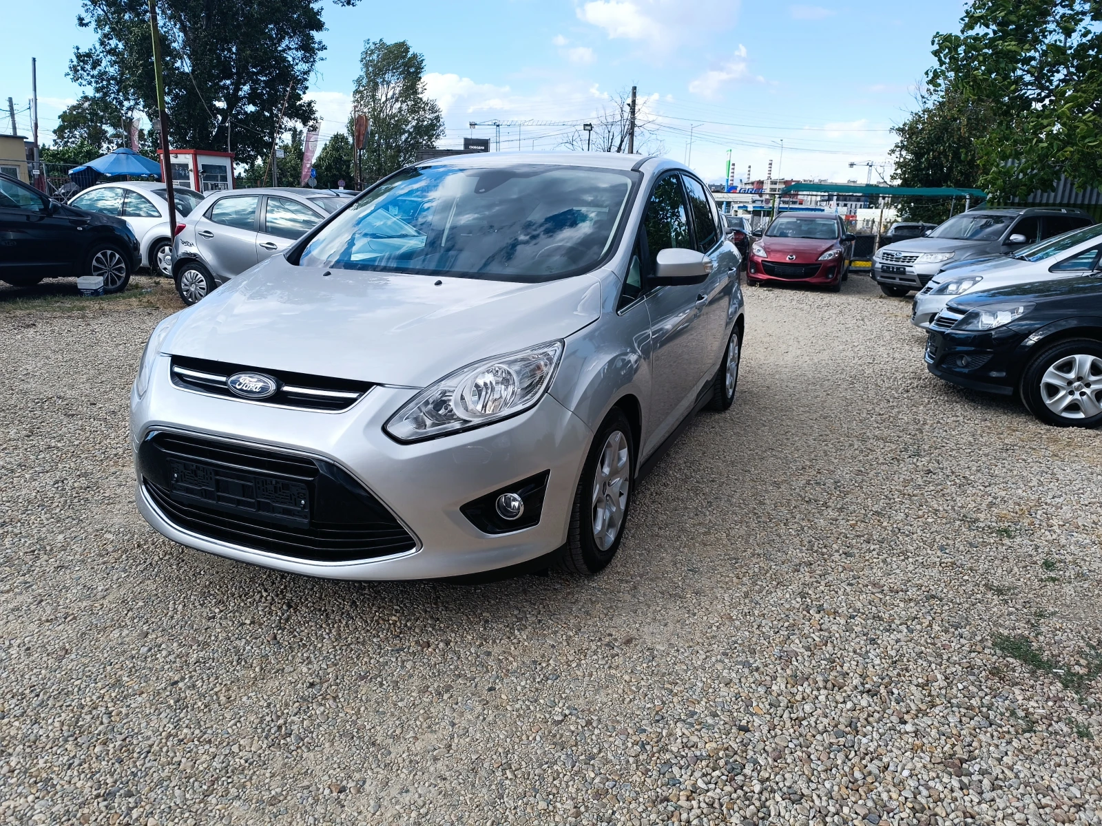 Ford C-max 1.6i Газов инжекцион * Навигация * KEYLESS - изображение 3