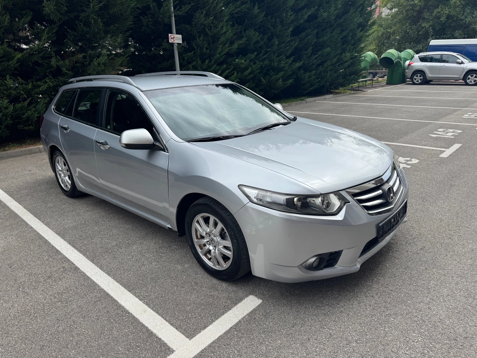 Honda Accord 2.0i Facelift Автоматик - изображение 3