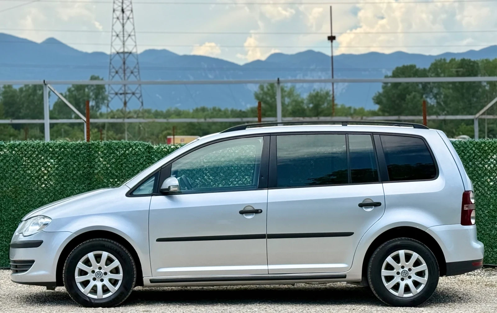 VW Touran 1.9TDi 90hp  * XENON* FACELIFT* , снимка 8 - Автомобили и джипове - 51394812