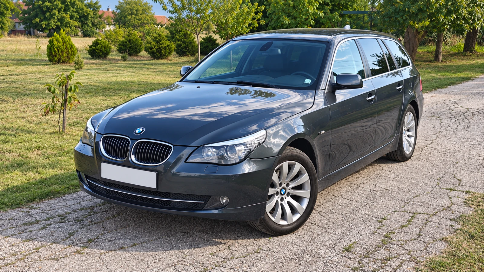 BMW 523 Е61