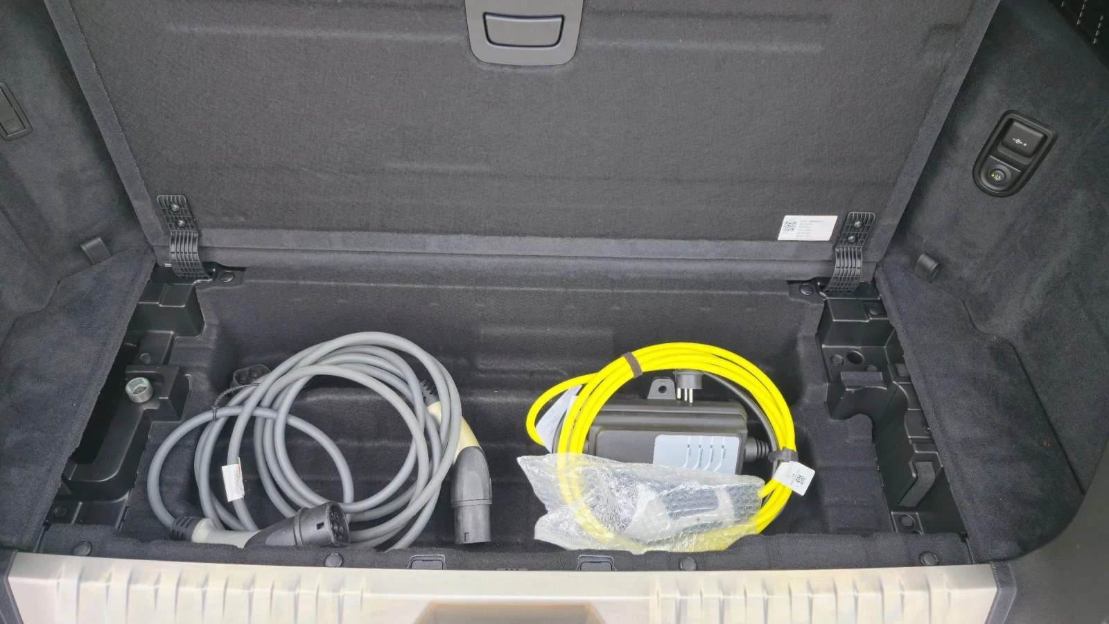 BMW 530E Plug-in M-packet Shadow line  | Mobile.bg   12