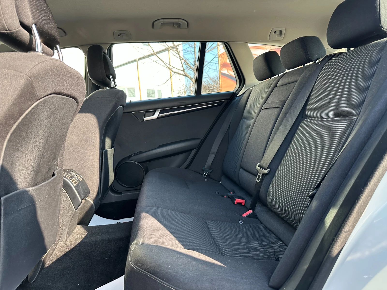 Mercedes-Benz C 220 2.2d 170 �.�.  | Mobile.bg � ����������� 9