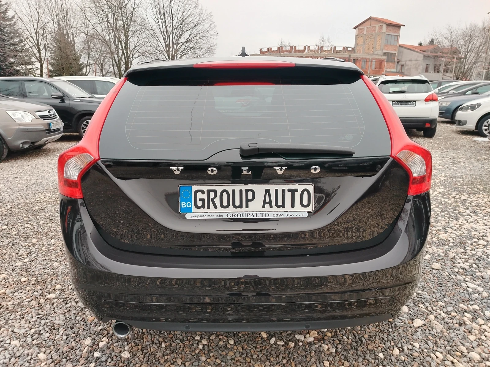 Volvo V60 1.6D-115к.с/АВТОМАТИК/НАВИГАЦИЯ/КОЖА/ПАРКТРОНИК!!! - изображение 6