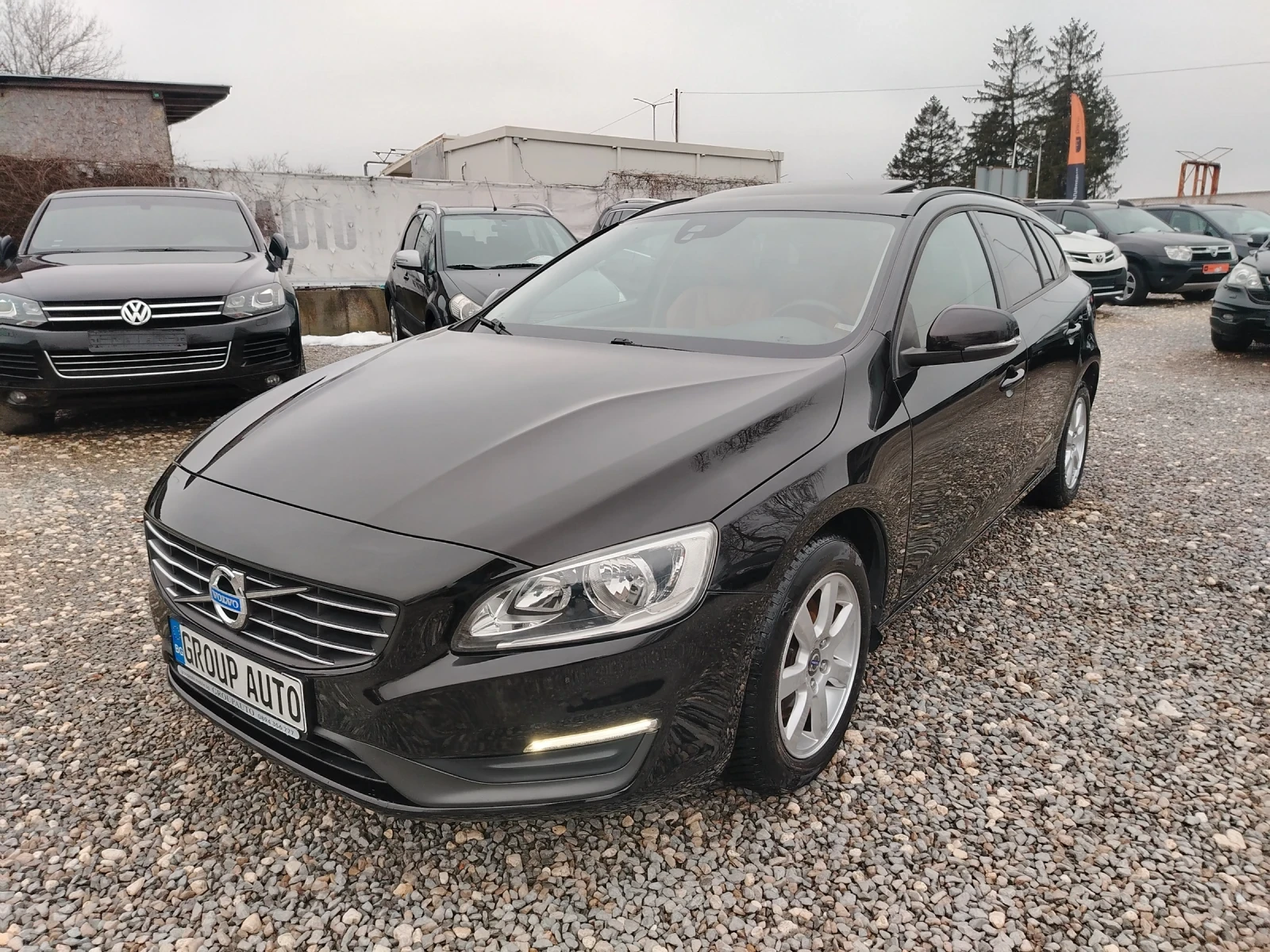 Volvo V60 1.6D-115к.с/АВТОМАТИК/НАВИГАЦИЯ/КОЖА/ПАРКТРОНИК!!! - изображение 3
