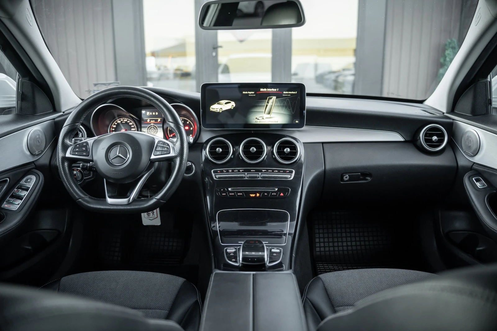 Mercedes-Benz C 220 CDI* AMG* LED - изображение 9