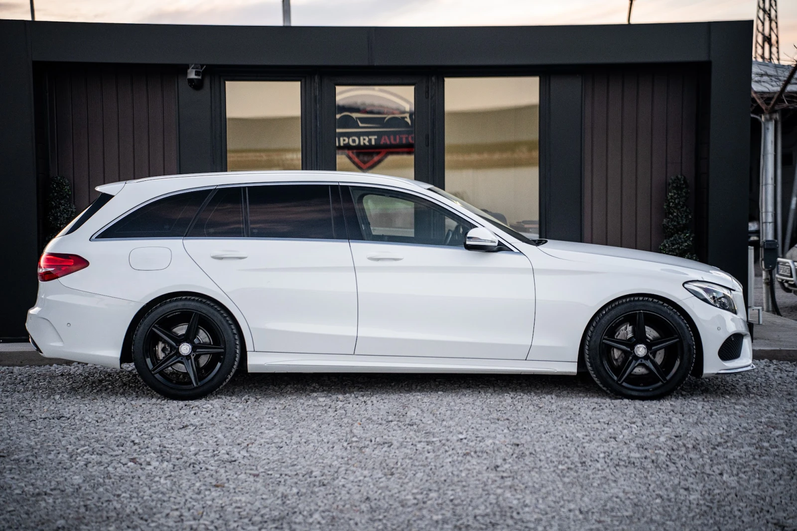 Mercedes-Benz C 220 CDI* AMG* LED - изображение 5