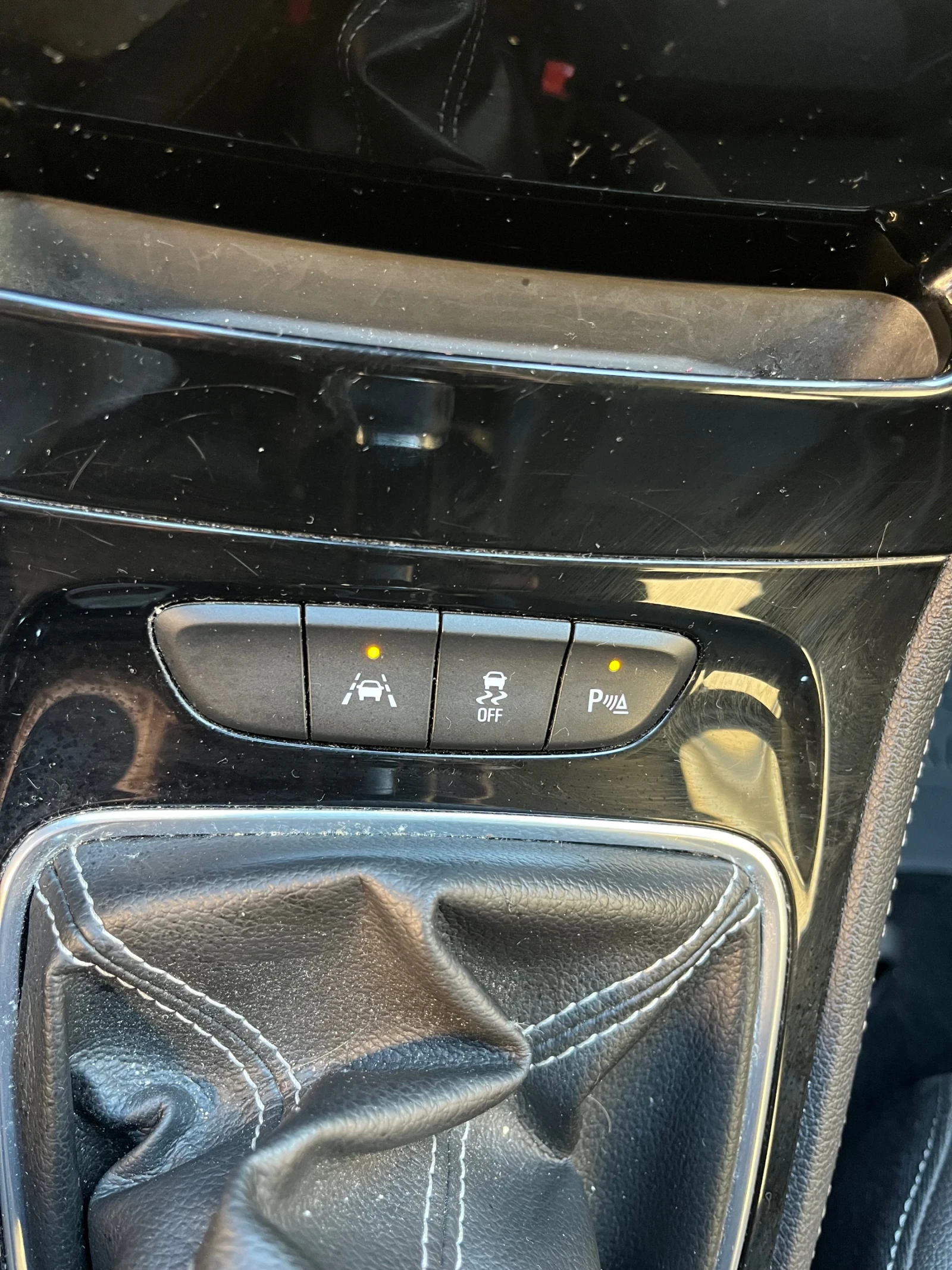 Opel Astra 1.6 CDTI Led Distronic Euro 6, снимка 16 - Автомобили и джипове - 53665853