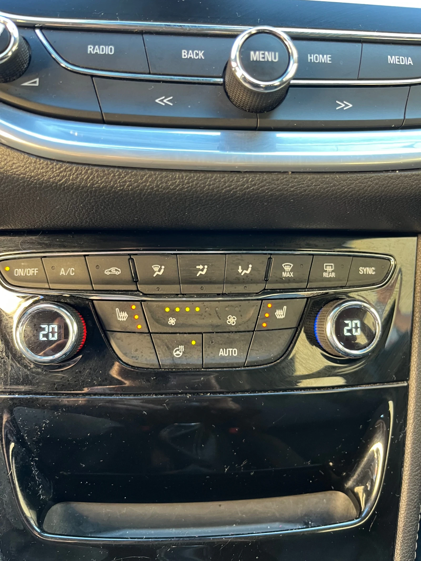 Opel Astra 1.6 CDTI Led Distronic Euro 6, снимка 15 - Автомобили и джипове - 53665853