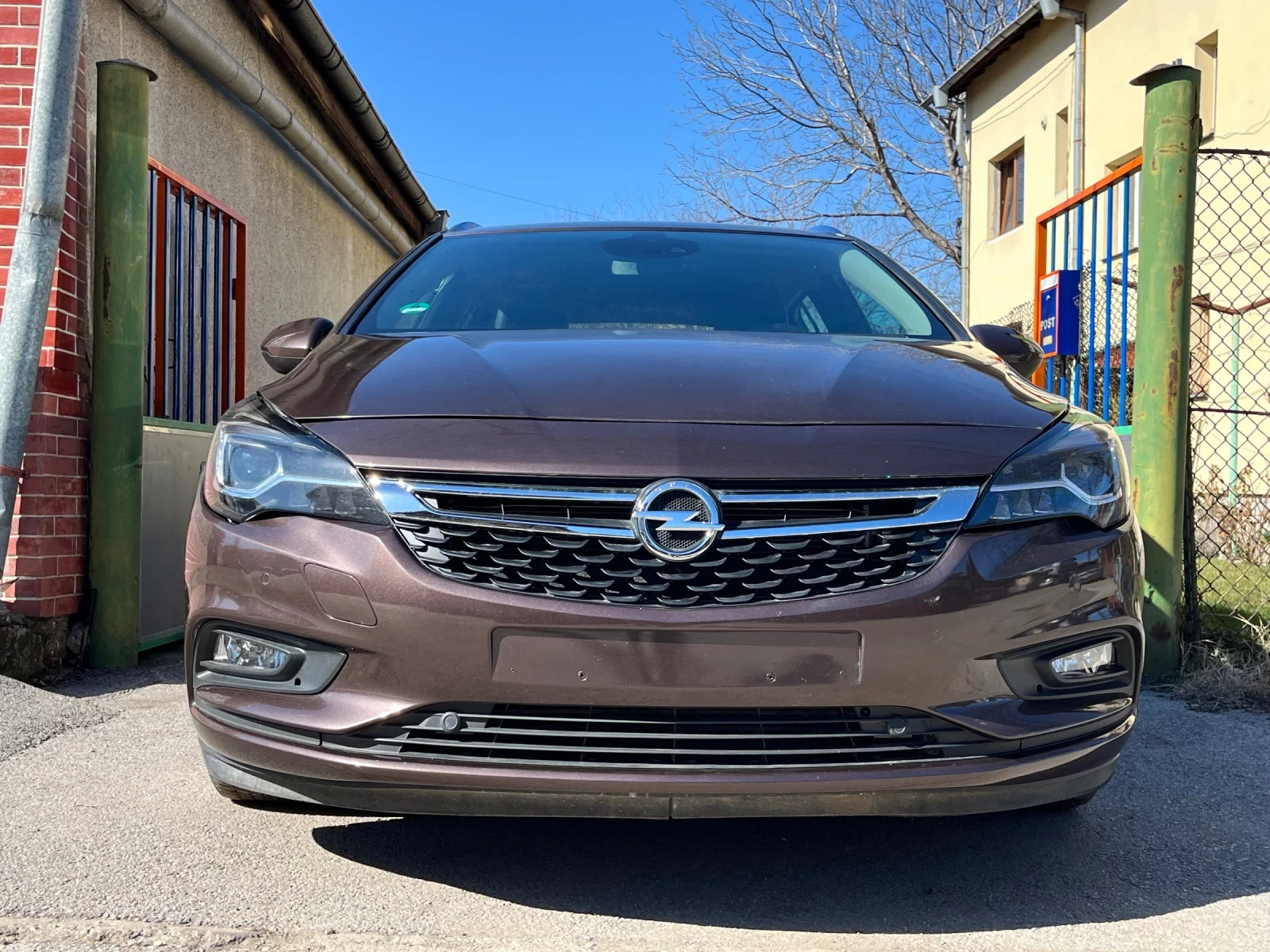 Opel Astra 1.6 CDTI Led Distronic Euro 6 - изображение 2