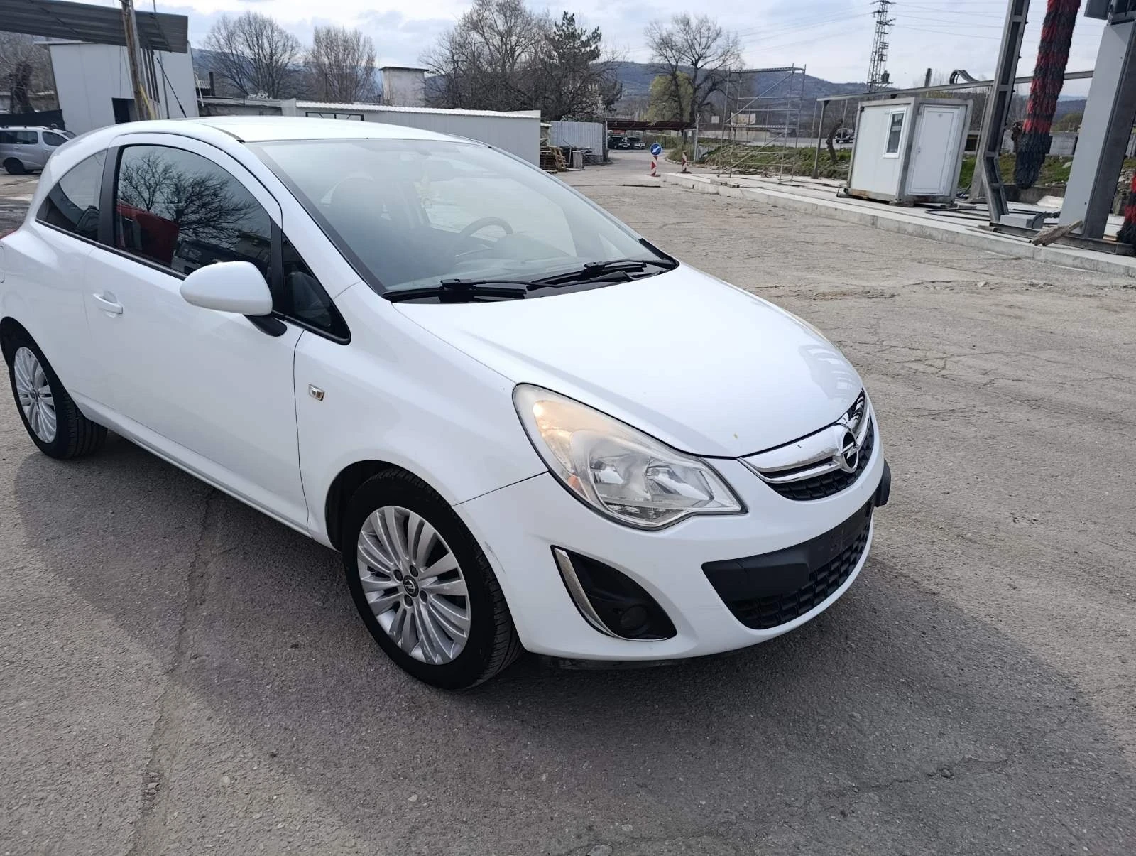 Opel Corsa 1.2газ/бензин 86кс 4 цилиндъра Evro5B, снимка 3 - Автомобили и джипове - 53959400