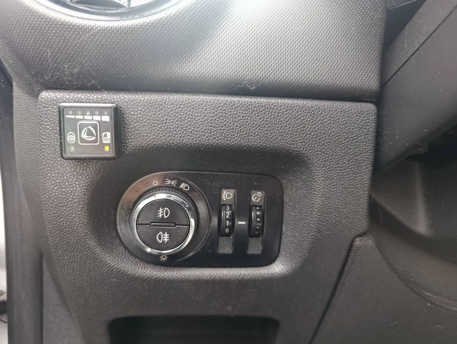 Opel Corsa 1.2газ/бензин 86кс 4 цилиндъра Evro5B, снимка 11 - Автомобили и джипове - 53959400