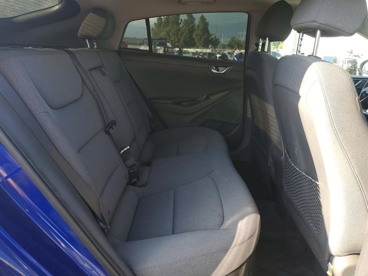 Hyundai Ioniq 1.6l Sel, снимка 10 - Автомобили и джипове - 53978325